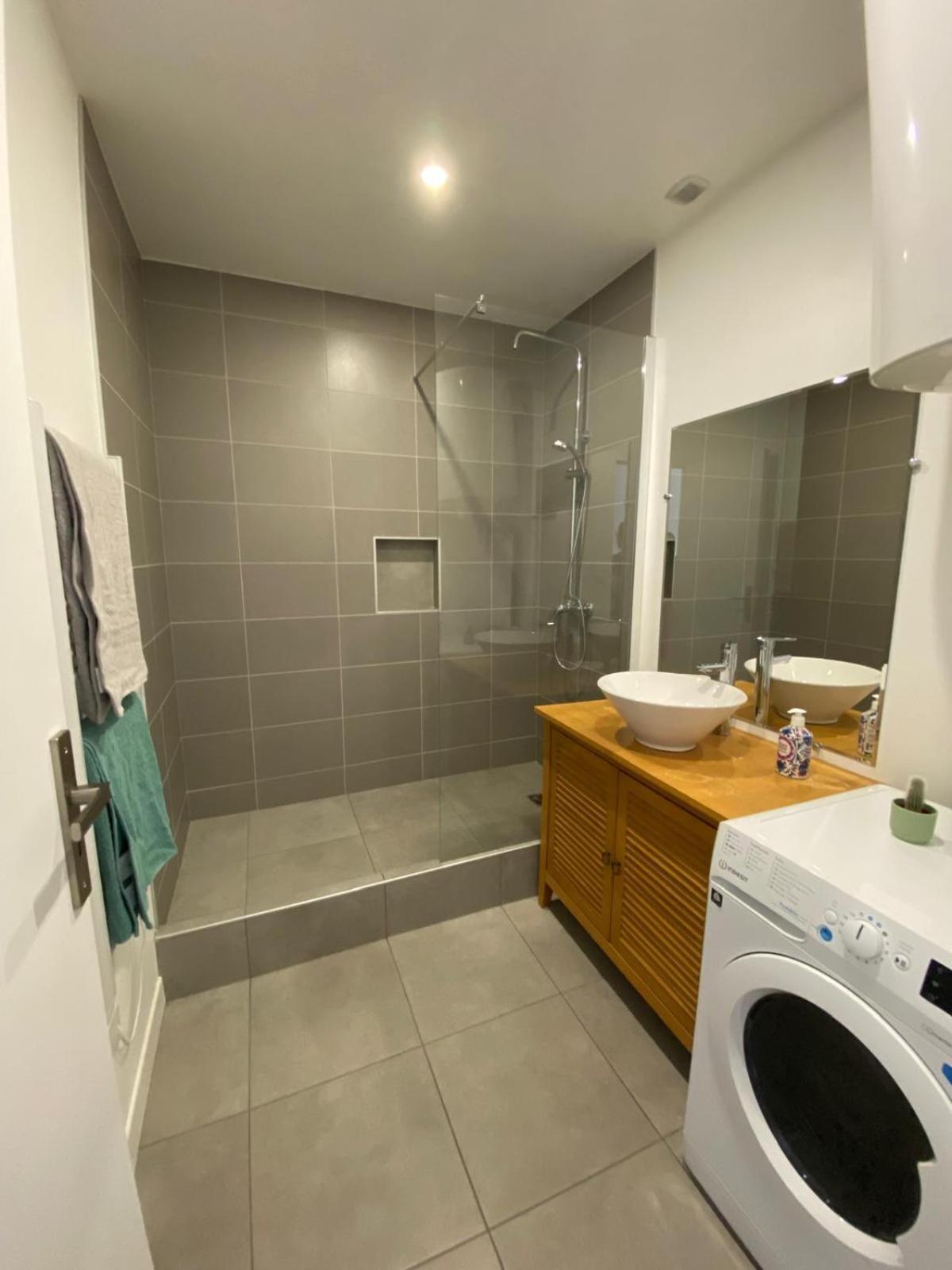 Apartamento Family House - Centre Gare Roanne Exterior foto